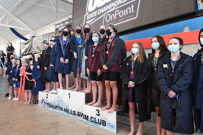 24.GIRLS-200-MEDLEY-RELAY